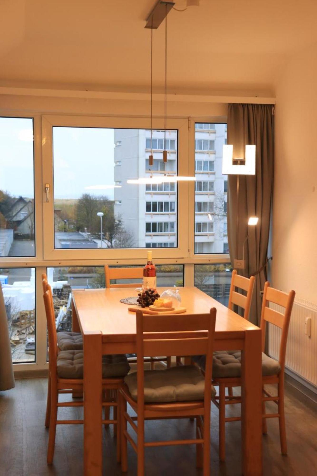 Ferienwohnung Mit Seeblick Und Schwimmbadnutzung In Куксхафен Экстерьер фото